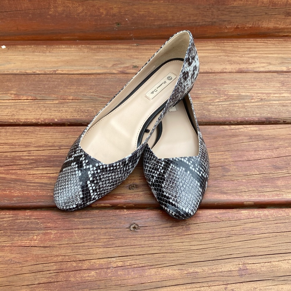 Massimo Dutti snake skin flats